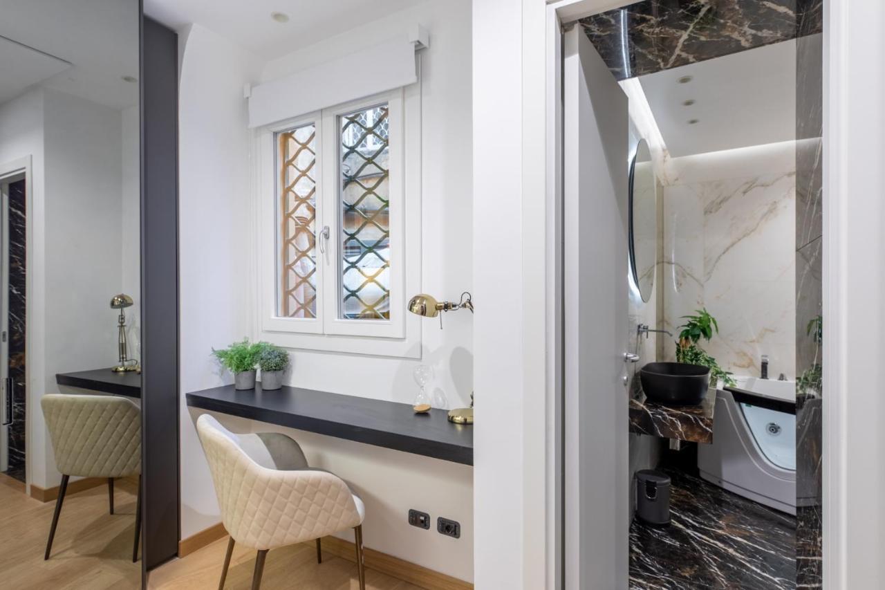 Ferienwohnung Iflat The Trevi View Rom Exterior foto
